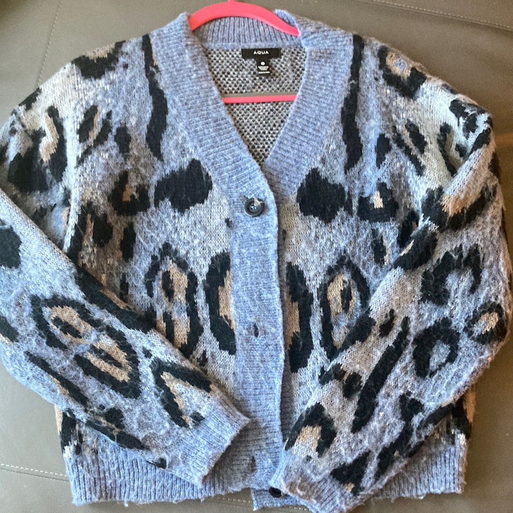 Aqua blue, white and taupe butt up shaggy sweater.